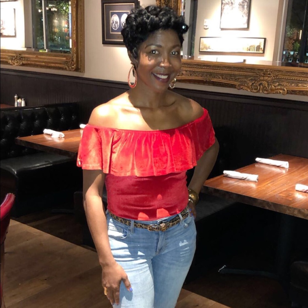 Meet your Posher, Linarda